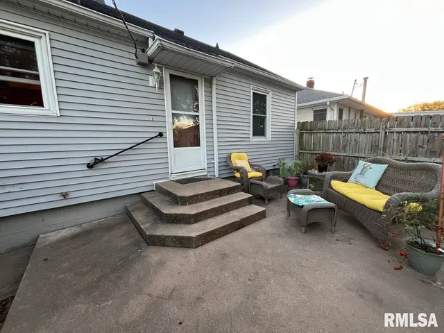 $145,000 | 1821 Maple Street, Quincy, IL 62301