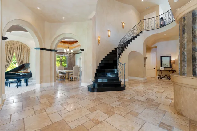 a view of entryway and hall