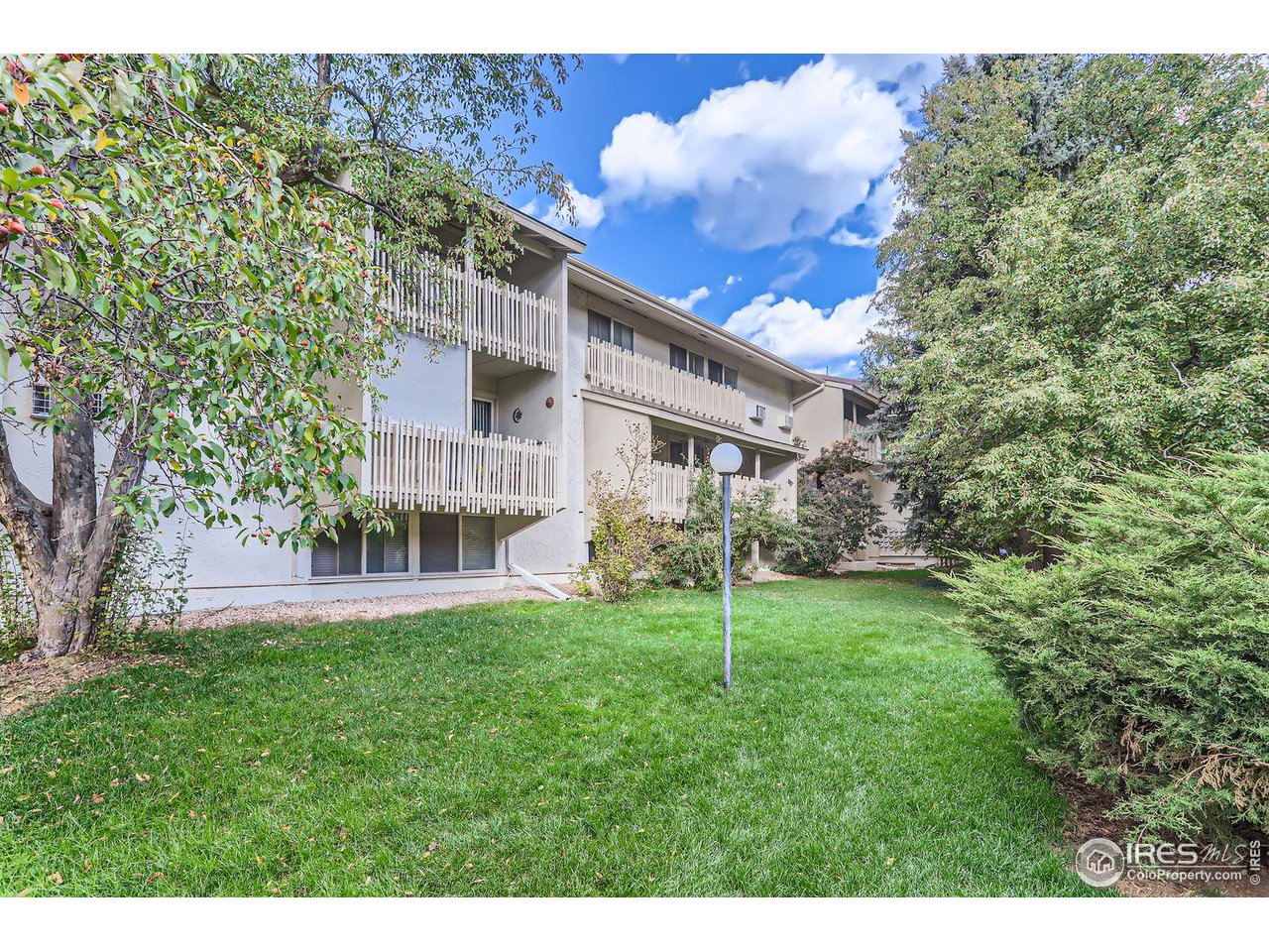 2707 Valmont Road, Unit 110B Boulder, CO 80304 - Photo 15 of 17 Exterior grounds