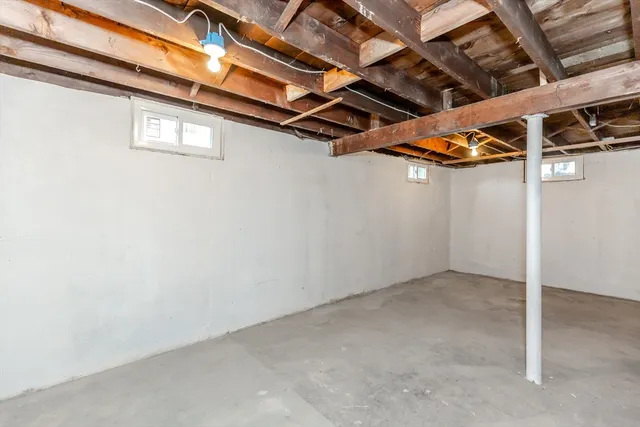 a view of utility room