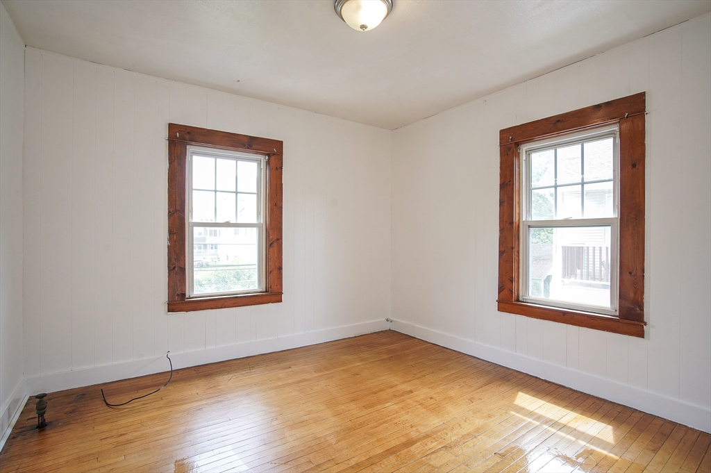 25-27 Virginia Street, Unit 27 Springfield, MA 01108 - Photo 17 of 20