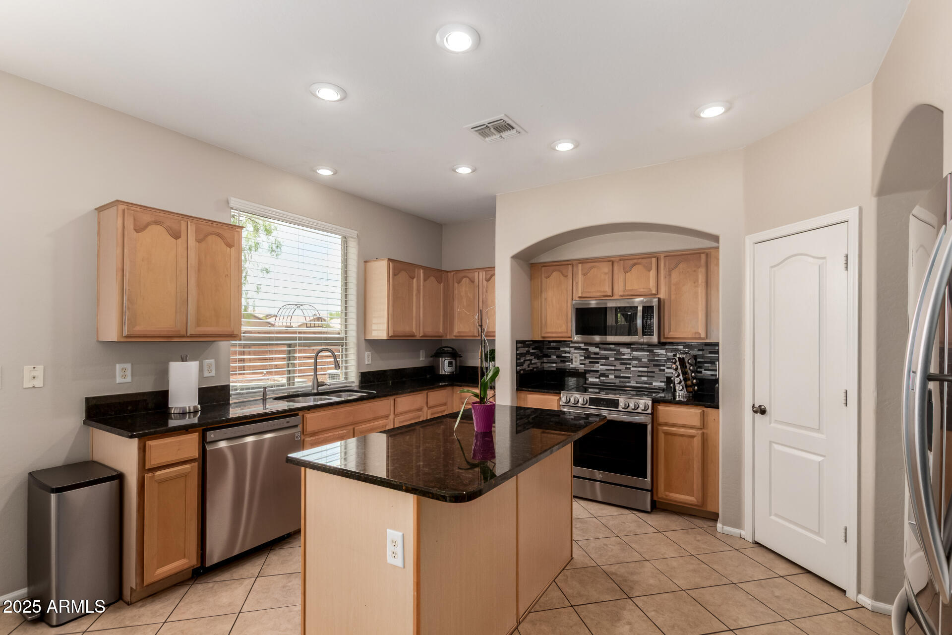 9123 West Heber Road Tolleson, AZ 85353 - Photo 10 of 40 05 - Heber