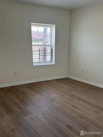 $2,000 | 177 Avenel Street, Unit 1B, Avenel, NJ 07001