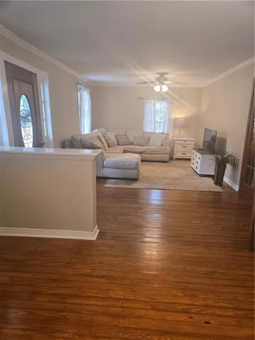 $1,400 | 528 West 13th Avenue, Covington, LA 70433