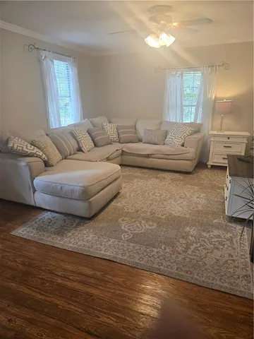 $1,400 | 528 West 13th Avenue, Covington, LA 70433