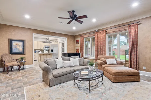 $960,000 | 104 Avallach Drive, Lafayette, LA 70503