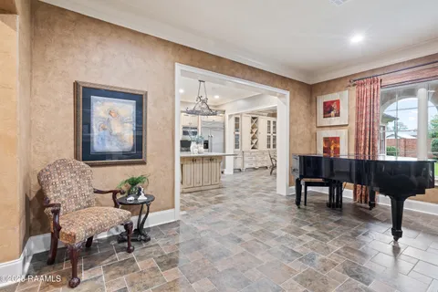 $960,000 | 104 Avallach Drive, Lafayette, LA 70503