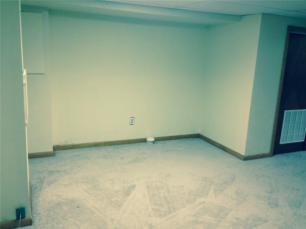 2462 Saunders Station Road Monroeville, PA 15146 - Photo 17 of 17 Gallery Image 17