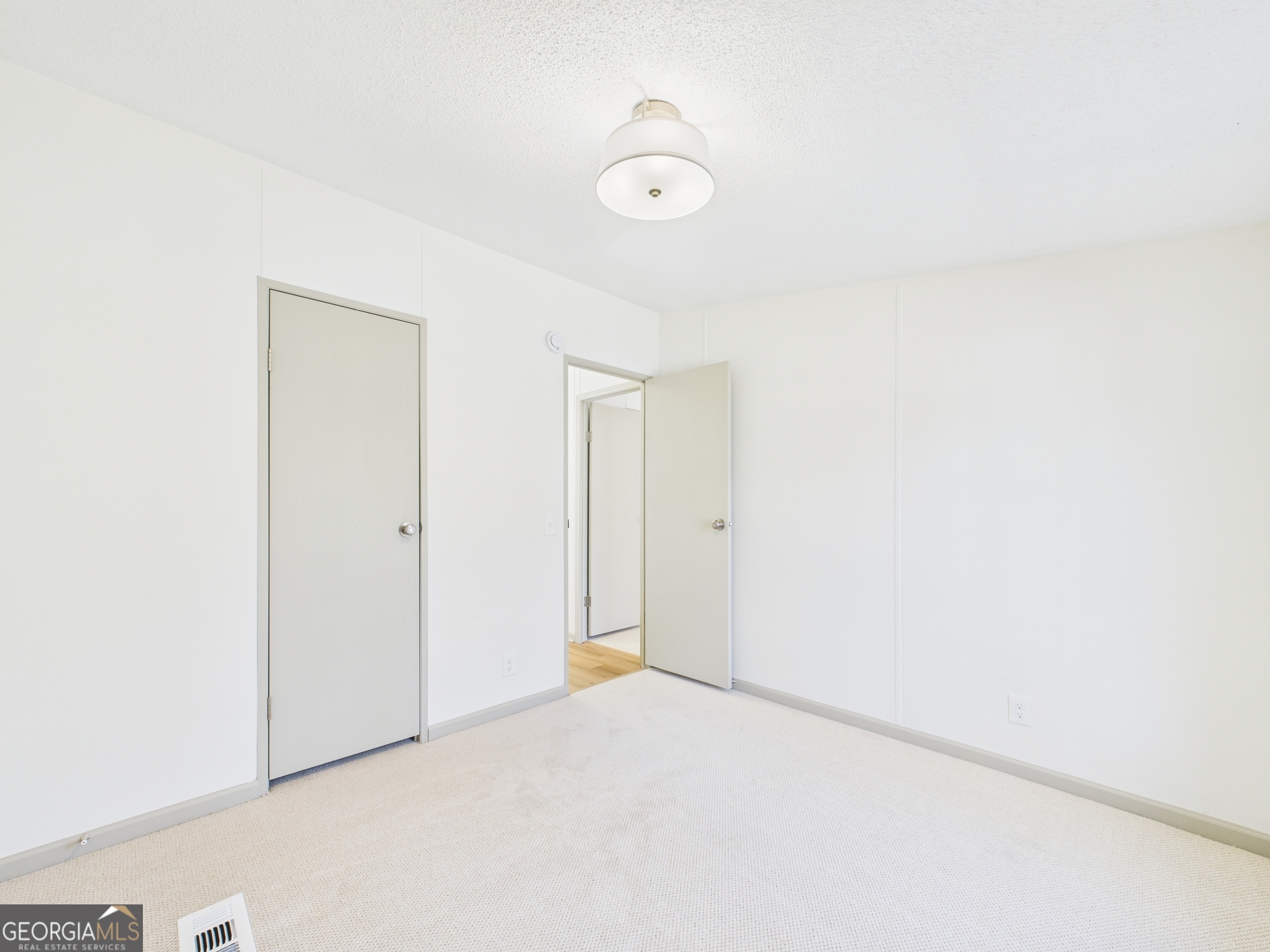 1669 Henderson Road Macon, GA 31217 - Photo 26 of 48 a view of an empty room