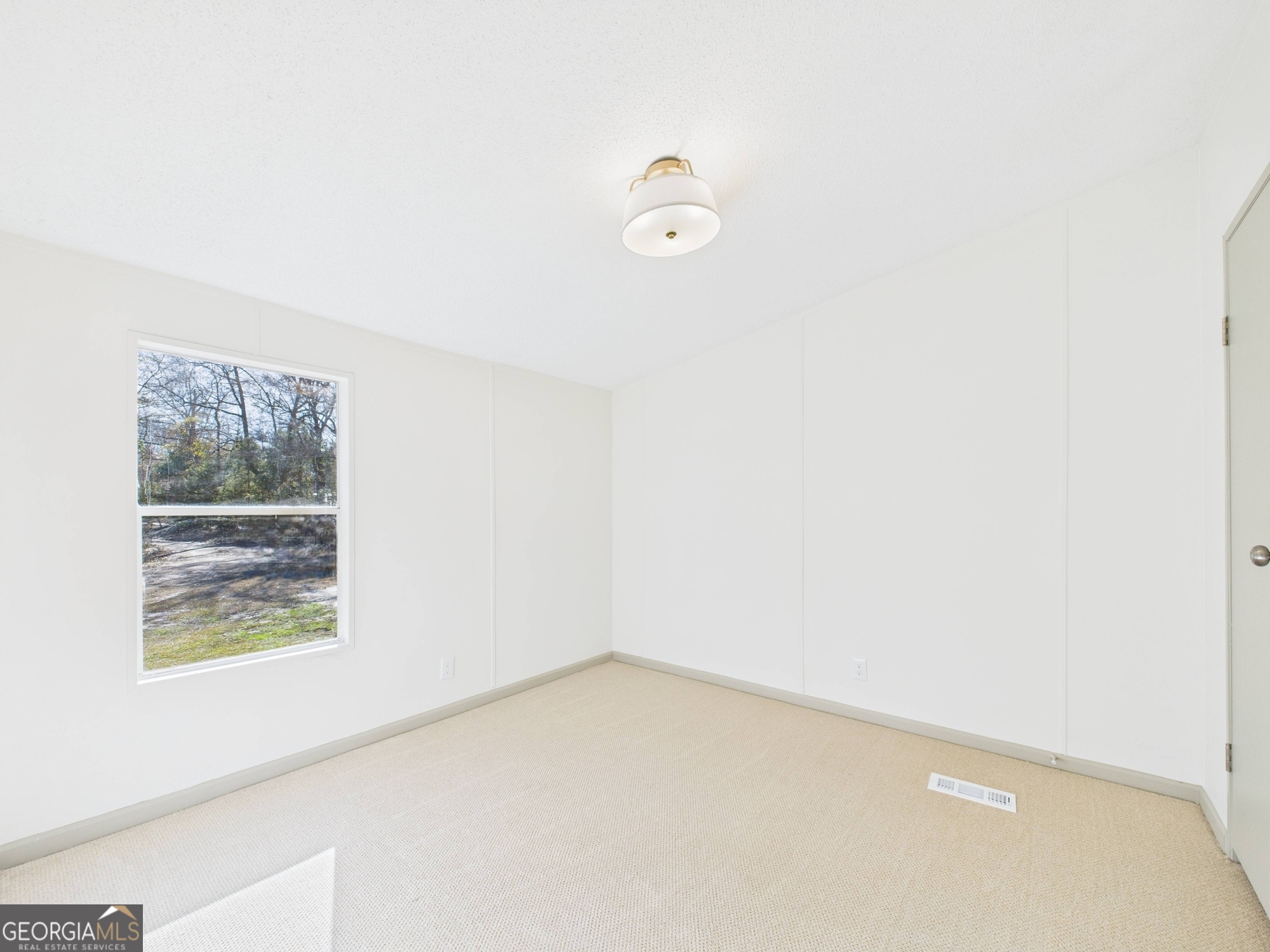 1669 Henderson Road Macon, GA 31217 - Photo 29 of 48 a view of room that has a window