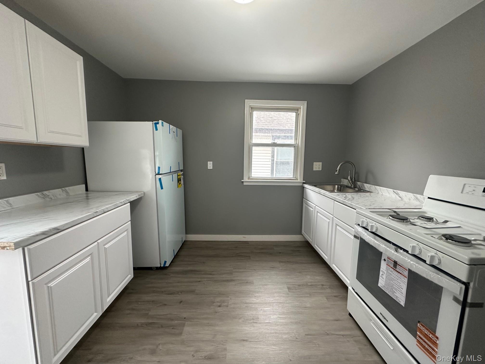 197 North Hamilton Street, Unit 2 Poughkeepsie, NY 12601 - Photo 2 of 12 New Kitchen