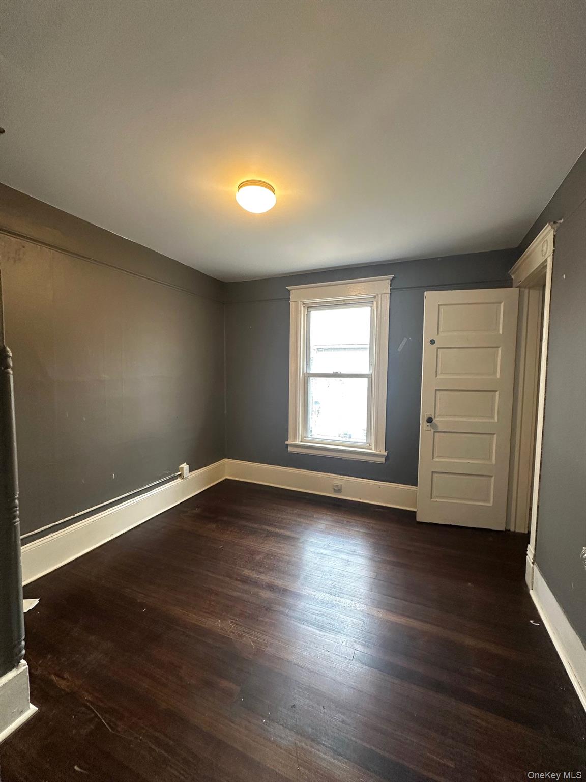 197 North Hamilton Street, Unit 2 Poughkeepsie, NY 12601 - Photo 5 of 12 Freshly painted 2nd bedroom
