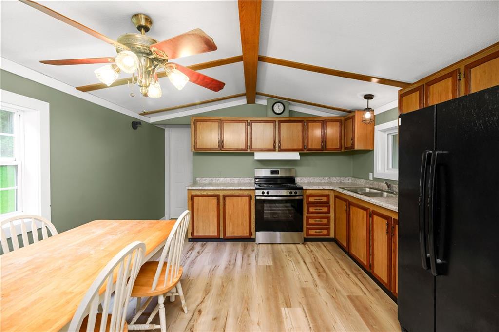 917 Old Mercer Road Mercer, PA 16137 - Photo 17 of 38 Gallery Image 17