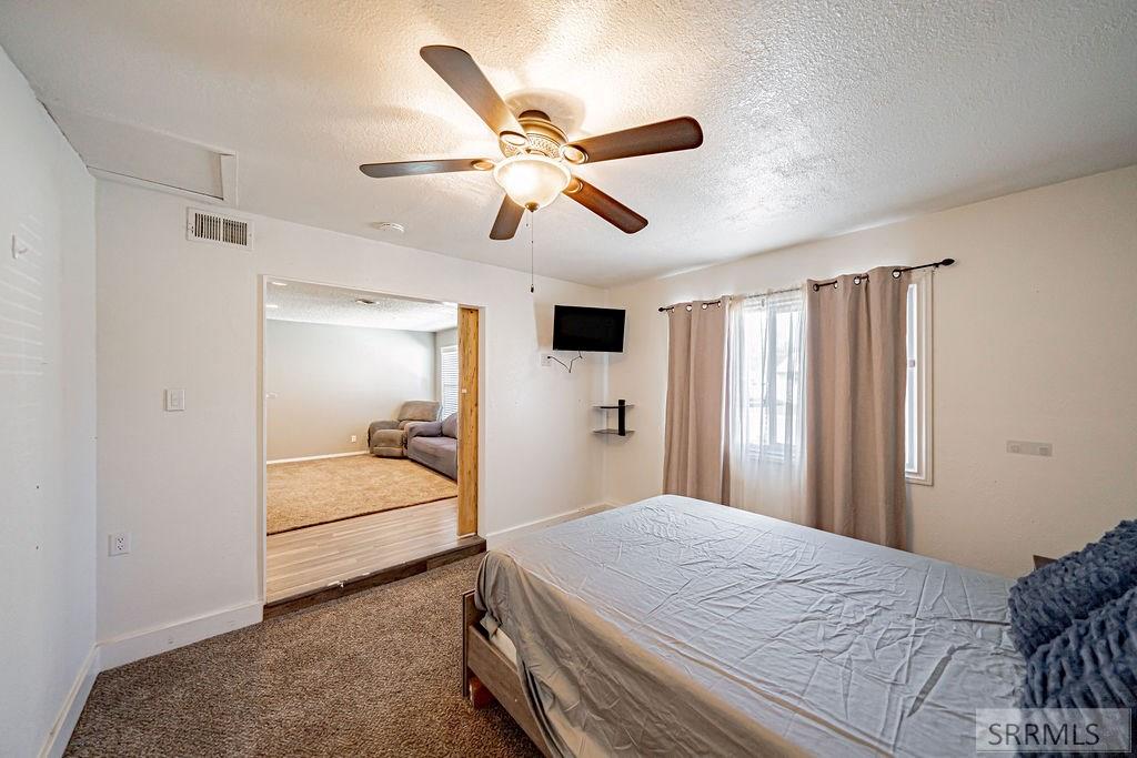1040 Everett Avenue Pocatello, ID 83201 - Photo 23 of 37
