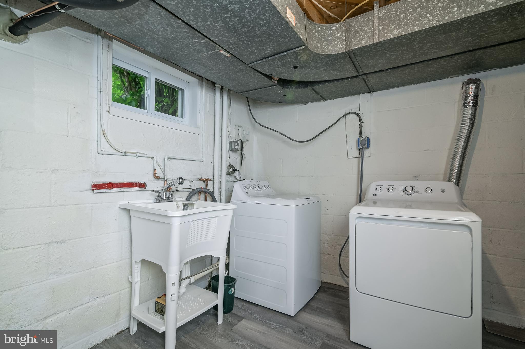 3808 Greenly Street Silver Spring, MD 20906 - Photo 39 of 52 GE Washer & Dryer set convey!