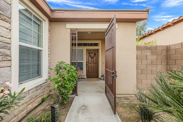 $5,000 | 81835 Golden Star Way, La Quinta, CA 92253