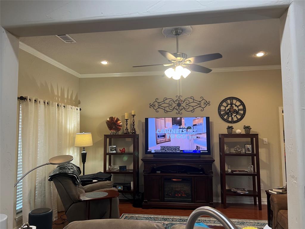 312 McAfee Street Mabank, TX 75147 - Photo 7 of 40 a view of a livingroom with furniture