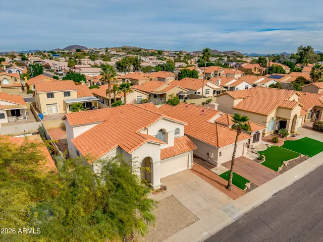 $549,999 | 1304 East Muriel Drive, Phoenix, AZ 85022