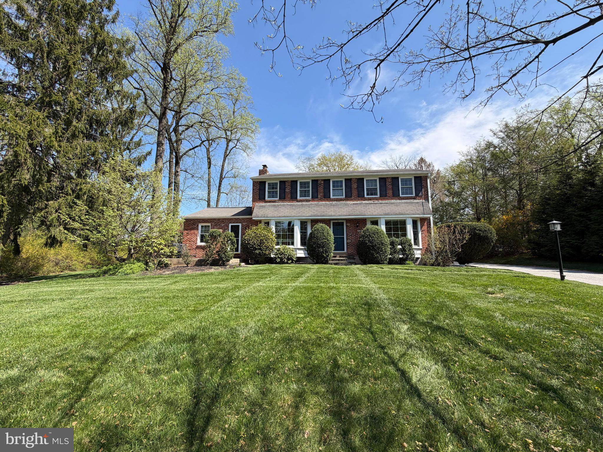 647 Fernfield Circle Wayne, PA 19087 - Photo 2 of 12