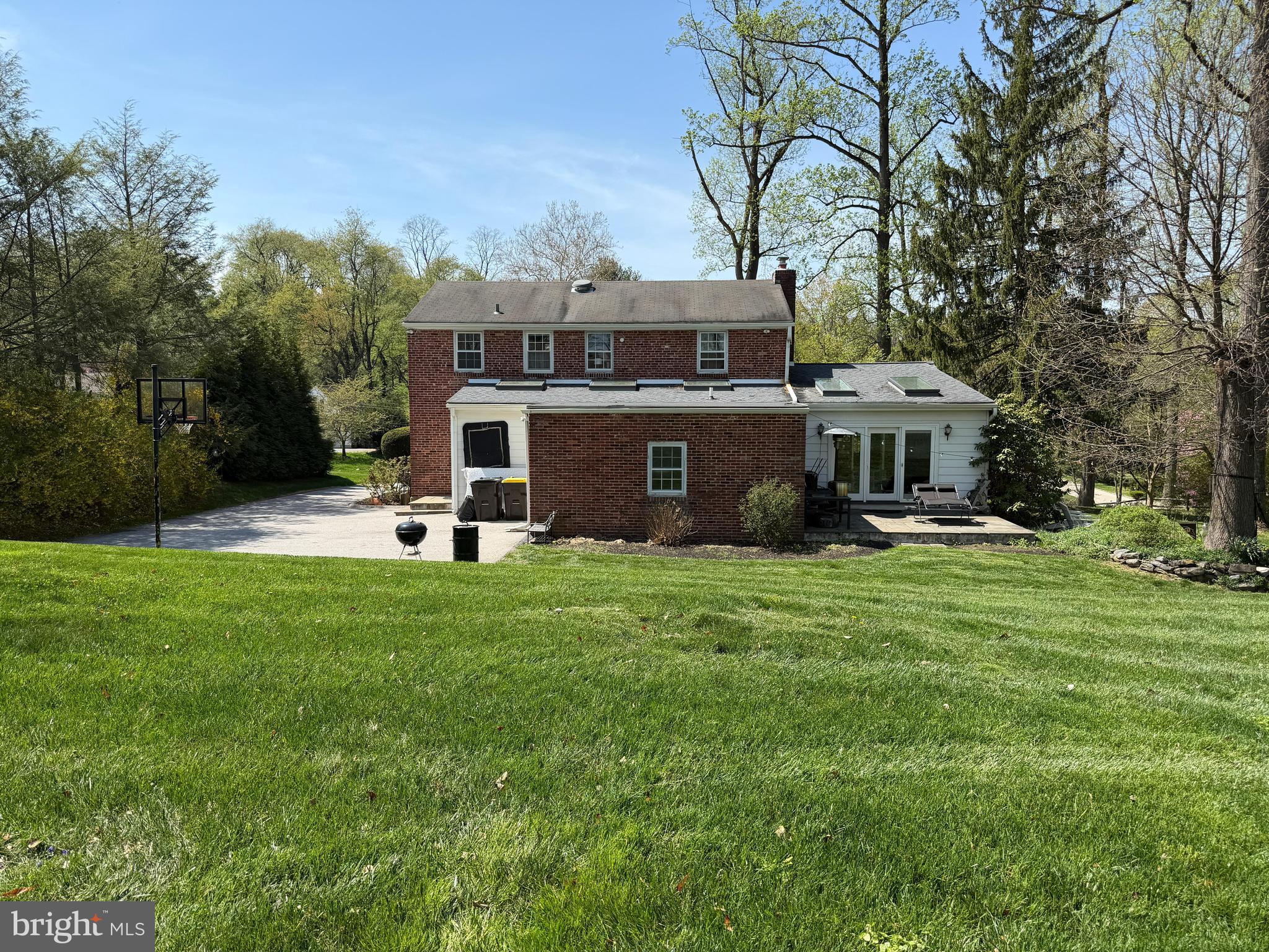 647 Fernfield Circle Wayne, PA 19087 - Photo 6 of 12