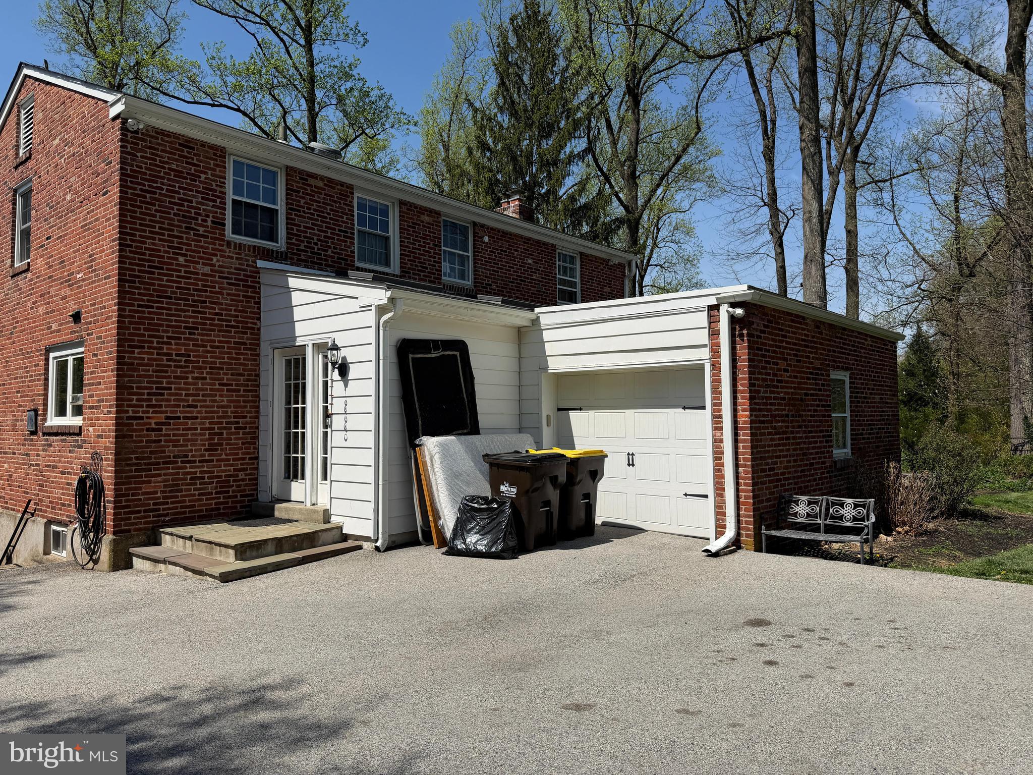 647 Fernfield Circle Wayne, PA 19087 - Photo 7 of 12