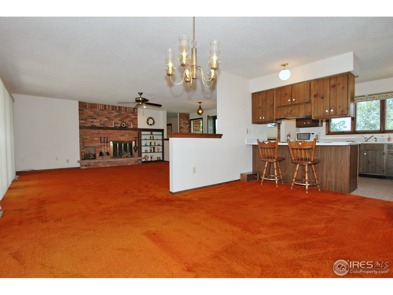 980 Ridglea Way Boulder, CO 80303 - Photo 17 of 25 Dining room to living room