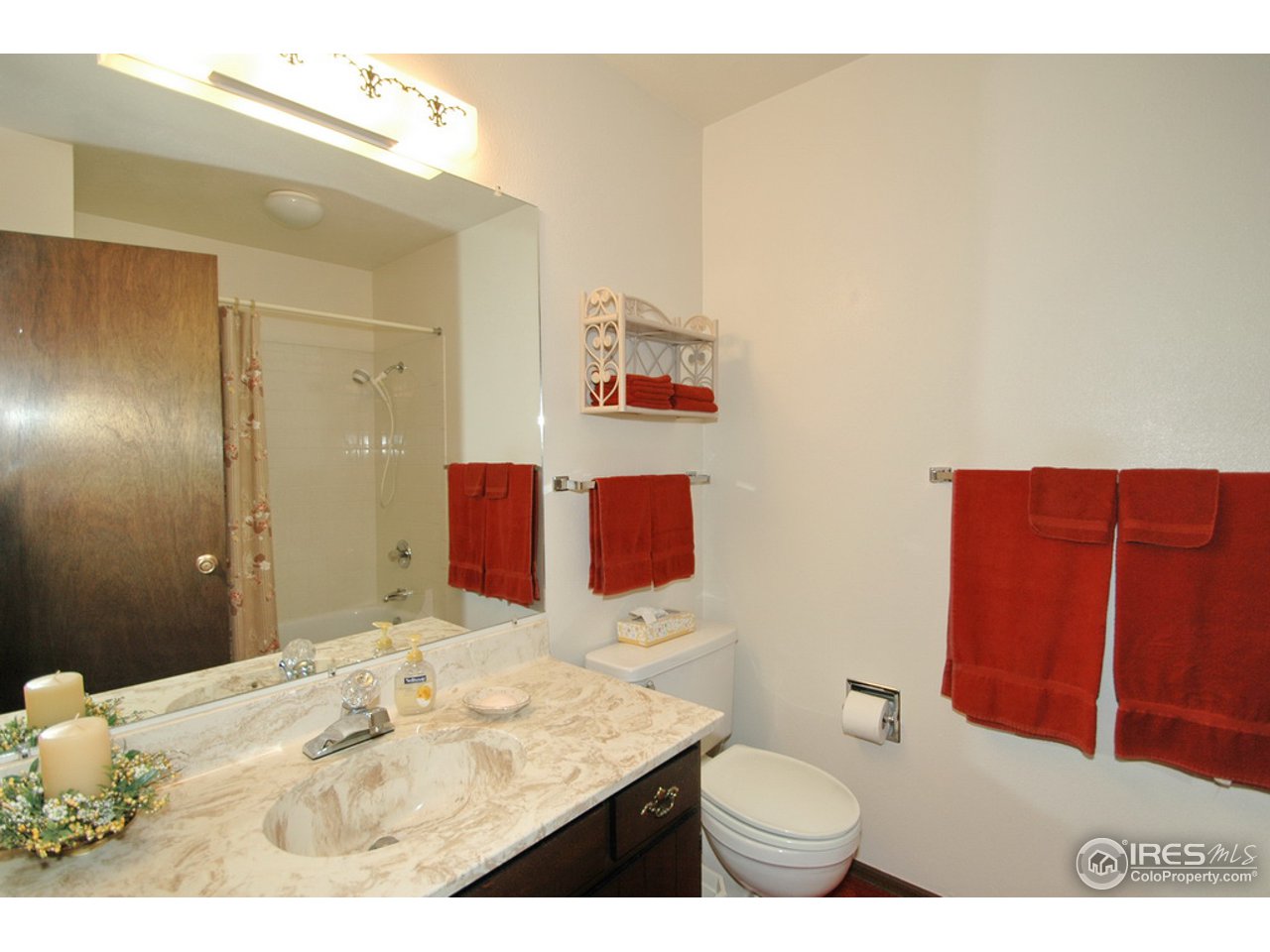 980 Ridglea Way Boulder, CO 80303 - Photo 20 of 25 main hall bath