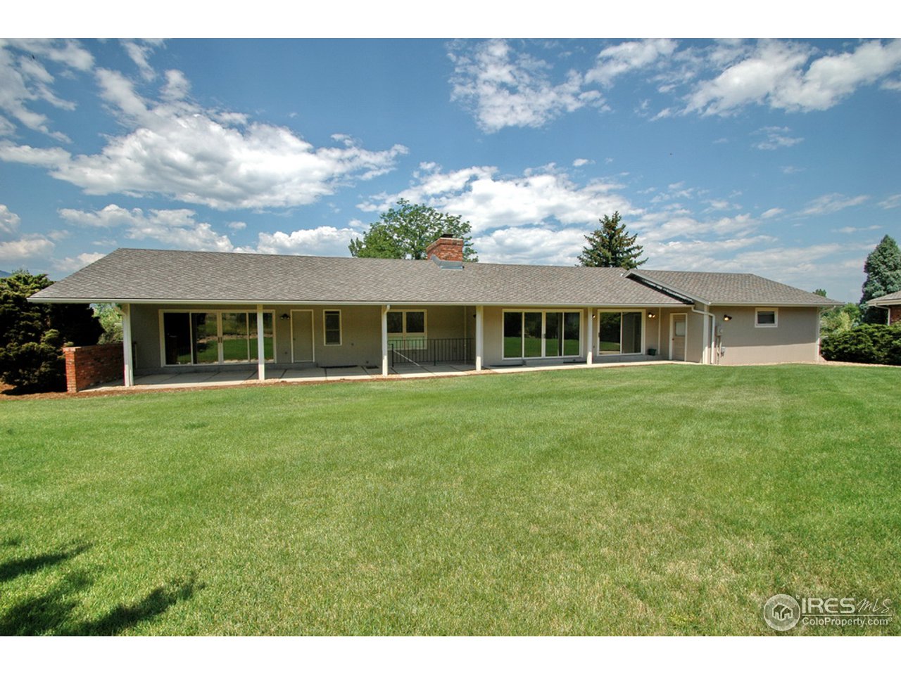 980 Ridglea Way Boulder, CO 80303 - Photo 7 of 25 Covered patio on back