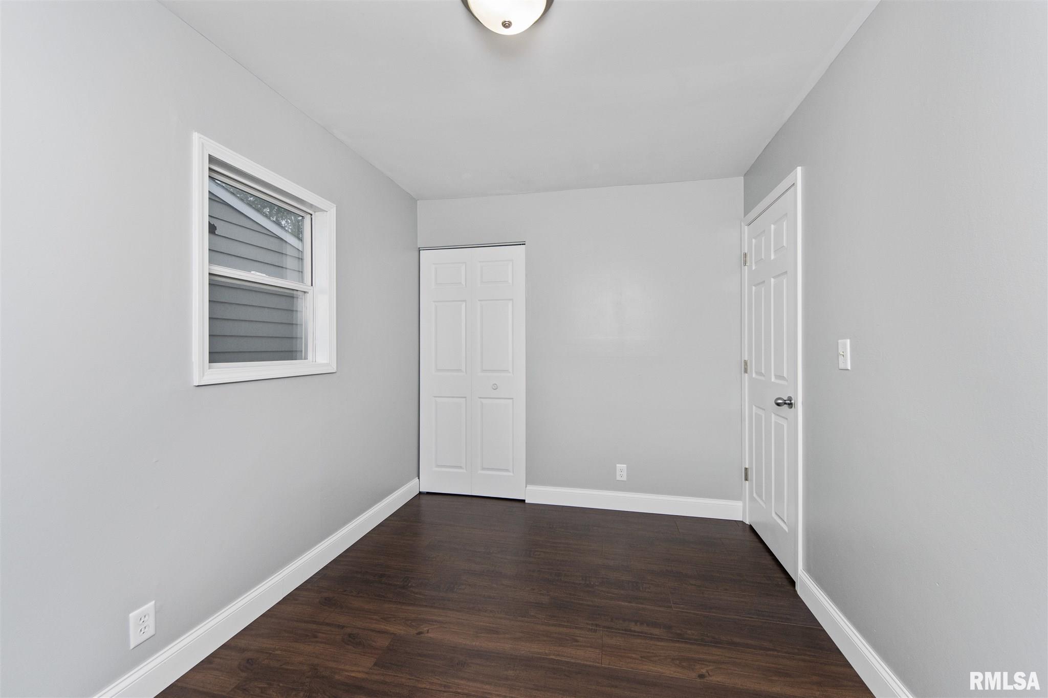 2248 Washington Road Washington, IL 61571 - Photo 19 of 38 Gallery Image 19
