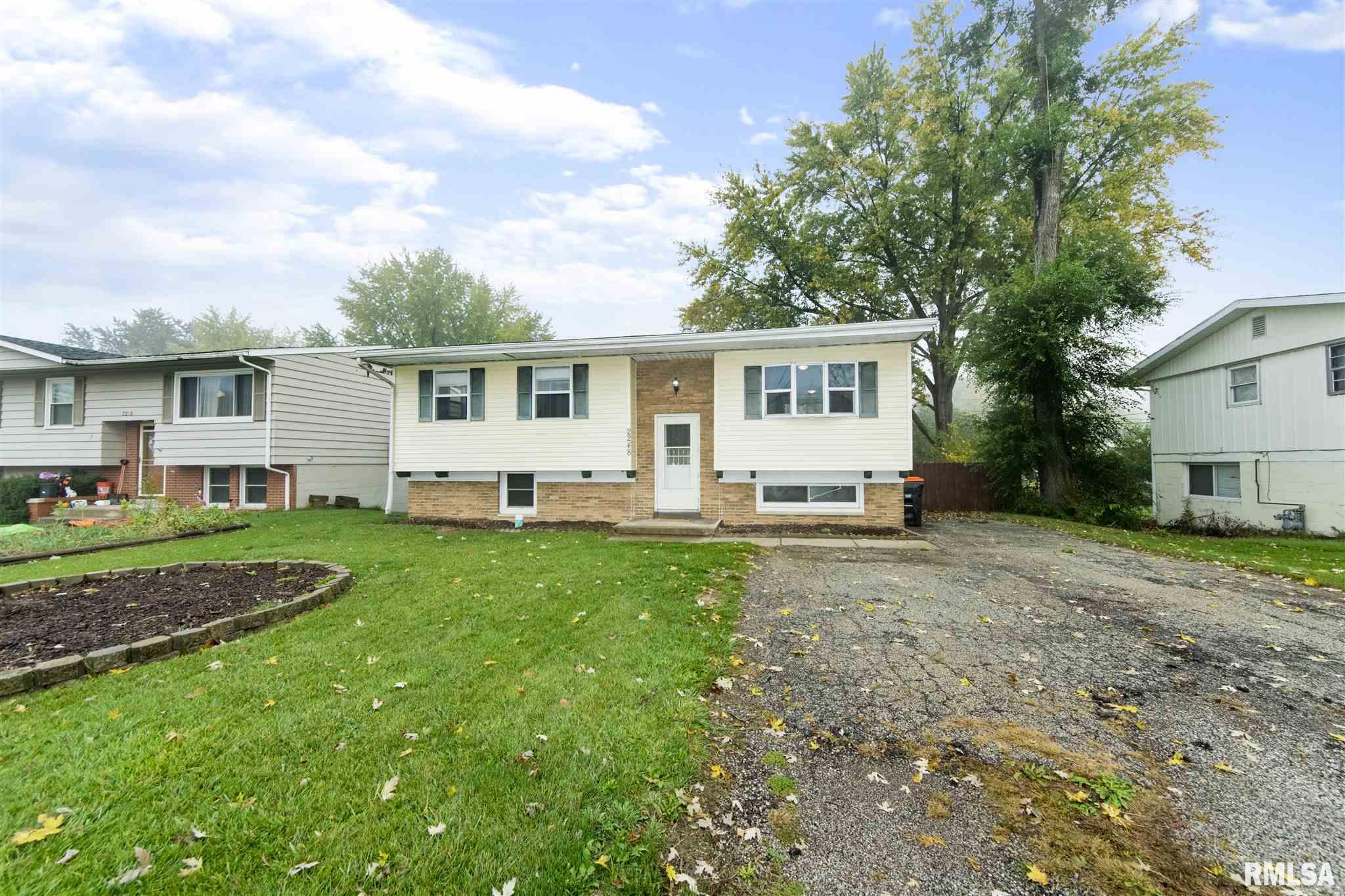 2248 Washington Road Washington, IL 61571 - Photo 31 of 38 Gallery Image 31