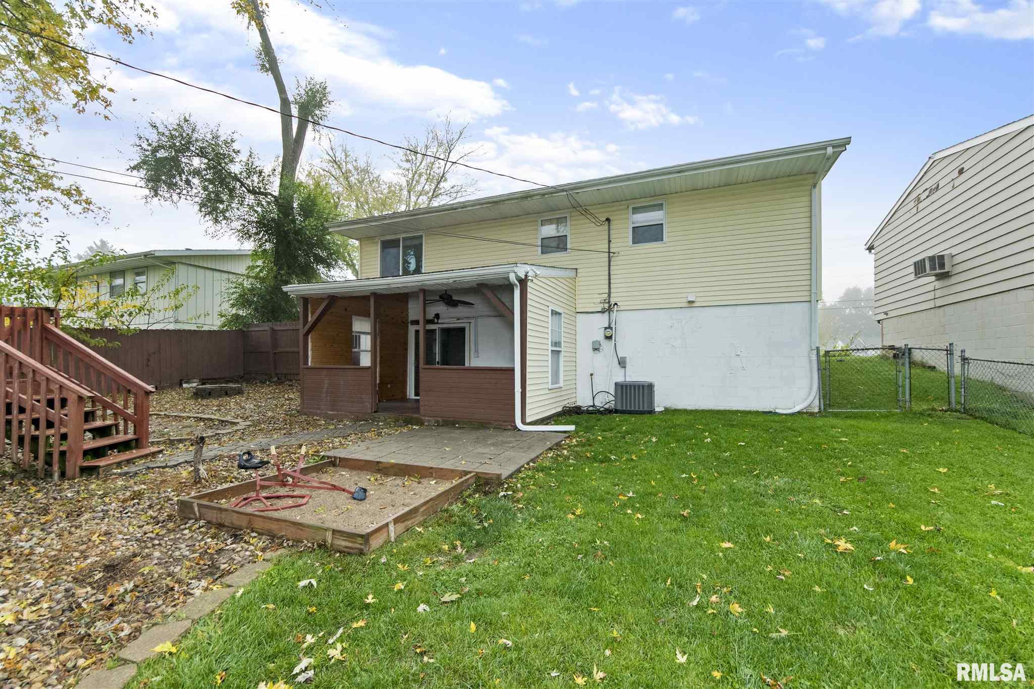 2248 Washington Road Washington, IL 61571 - Photo 32 of 38 Gallery Image 32