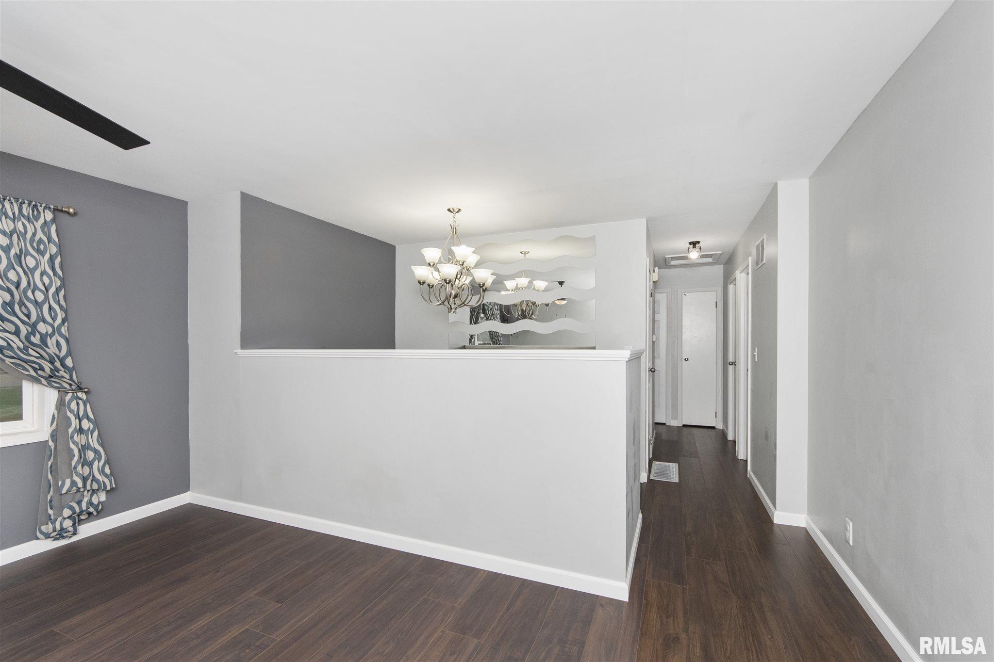 2248 Washington Road Washington, IL 61571 - Photo 9 of 38 Gallery Image 9
