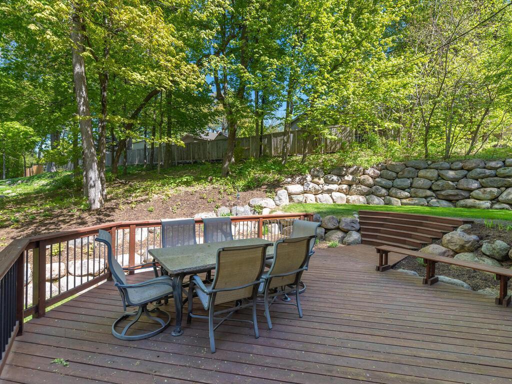 3040 Casco Point Road Orono, MN 55391 - Photo 5 of 19