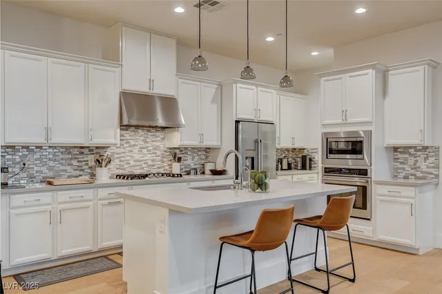 $3,995 | 2560 Bridle Oaks Court, Henderson, NV 89044