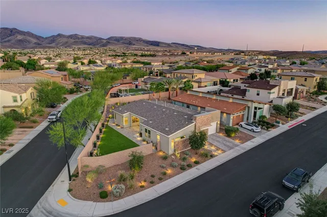 $3,995 | 2560 Bridle Oaks Court, Henderson, NV 89044