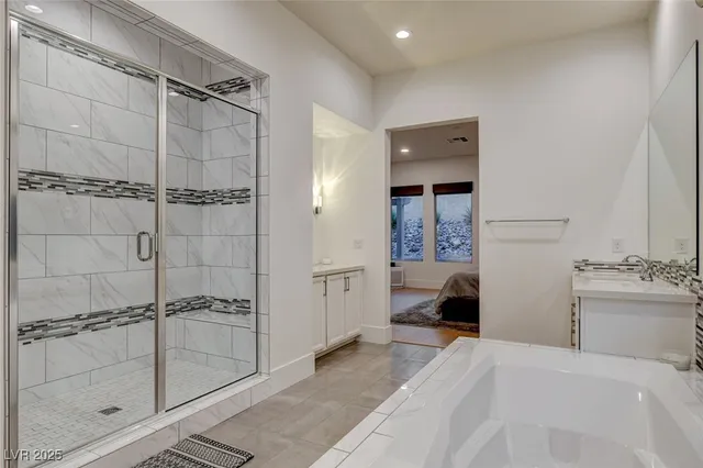 $3,995 | 2560 Bridle Oaks Court, Henderson, NV 89044