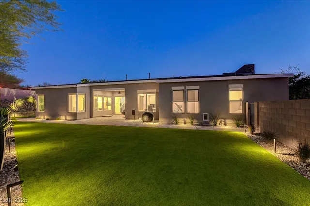 $3,995 | 2560 Bridle Oaks Court, Henderson, NV 89044