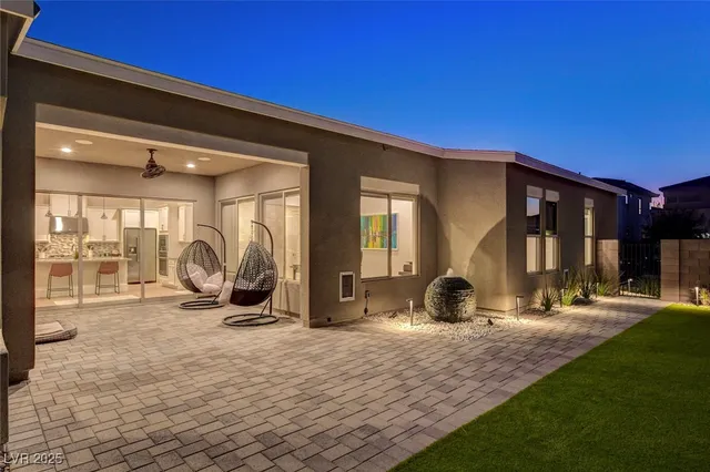 $3,995 | 2560 Bridle Oaks Court, Henderson, NV 89044