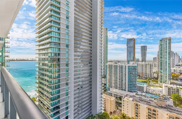 $3,800 | 501 Northeast 31st Street, Unit 2407, Miami, FL 33137