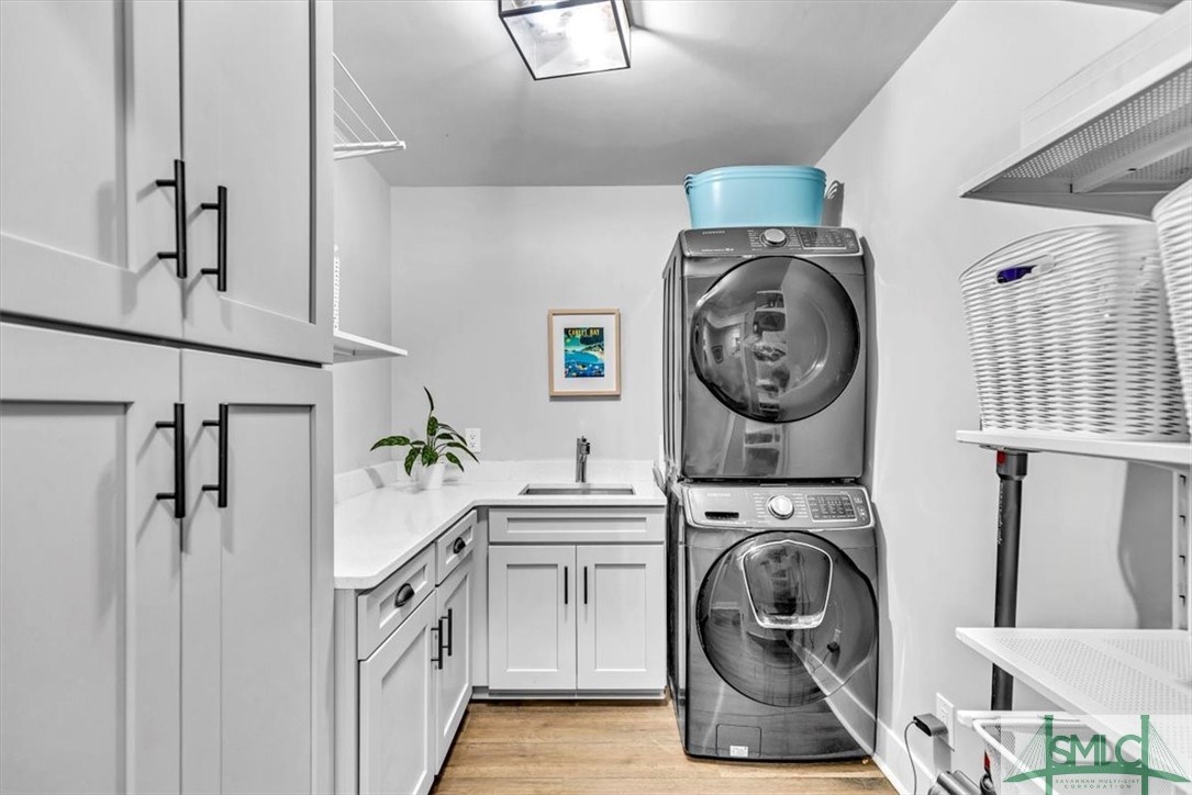 41 Cardinal Road Savannah, GA 31406 - Photo 23 of 50 Laundry room.