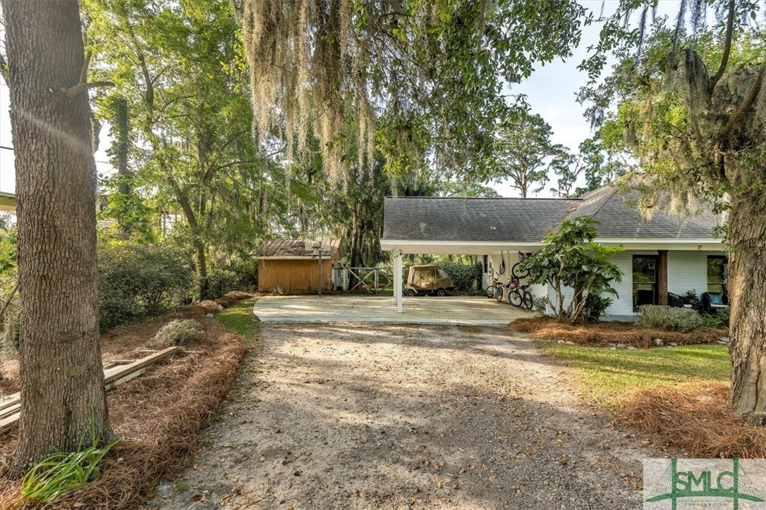 41 Cardinal Road Savannah, GA 31406 - Photo 31 of 50 View of the parking area.
