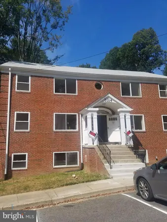 $1,500 | 8314 Roanoke Avenue, Takoma Park, MD 20912