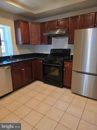 $1,500 | 8314 Roanoke Avenue, Takoma Park, MD 20912