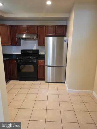 $1,500 | 8314 Roanoke Avenue, Takoma Park, MD 20912