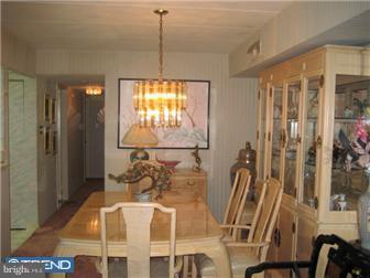 2101 Welsh Road, Unit 5 Philadelphia, PA 19115 - Photo 3 of 7 Dining Room