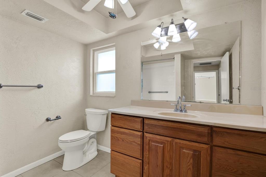 14560 Passage Way Seminole, FL 33776 - Photo 27 of 59