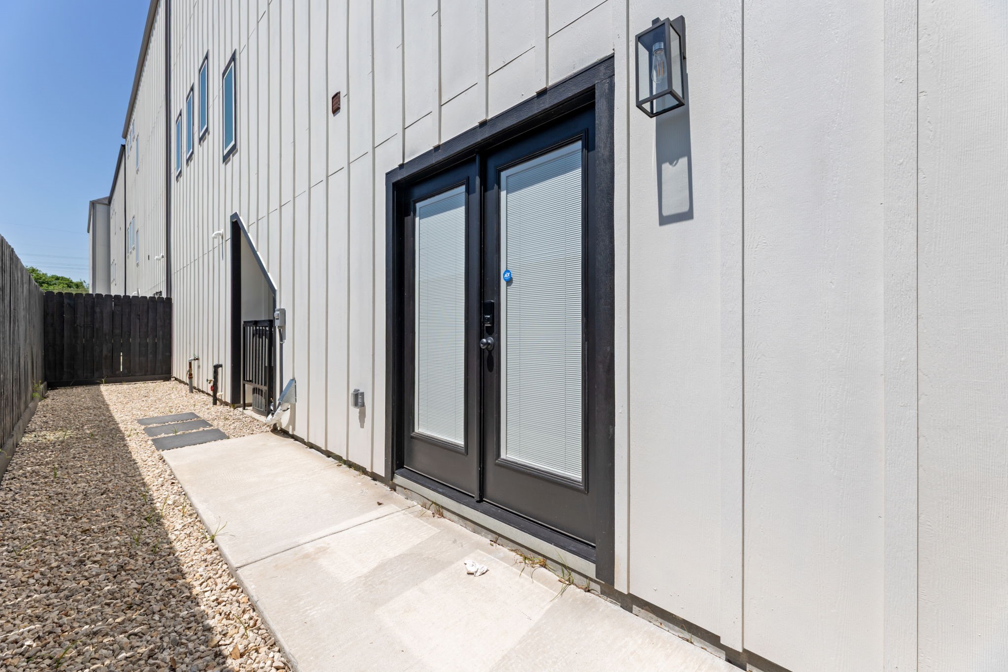 8521 Brandon Street, Unit STUDIO Houston, TX 77051 - Photo 13 of 14 a view of a entryway door