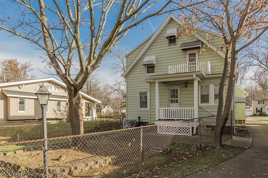 1658 Sunview Road Cleveland, OH 44124 - Photo 25 of 26