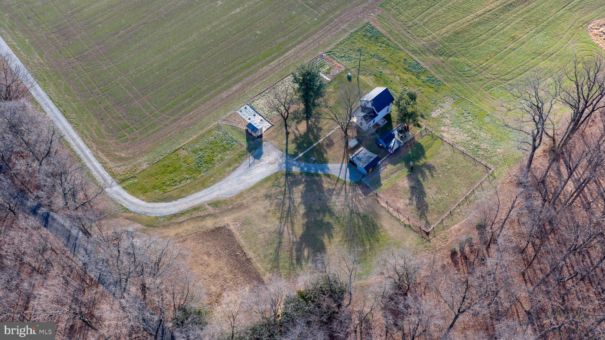 2856 Zink Road Manheim, PA 17545 - Photo 12 of 49