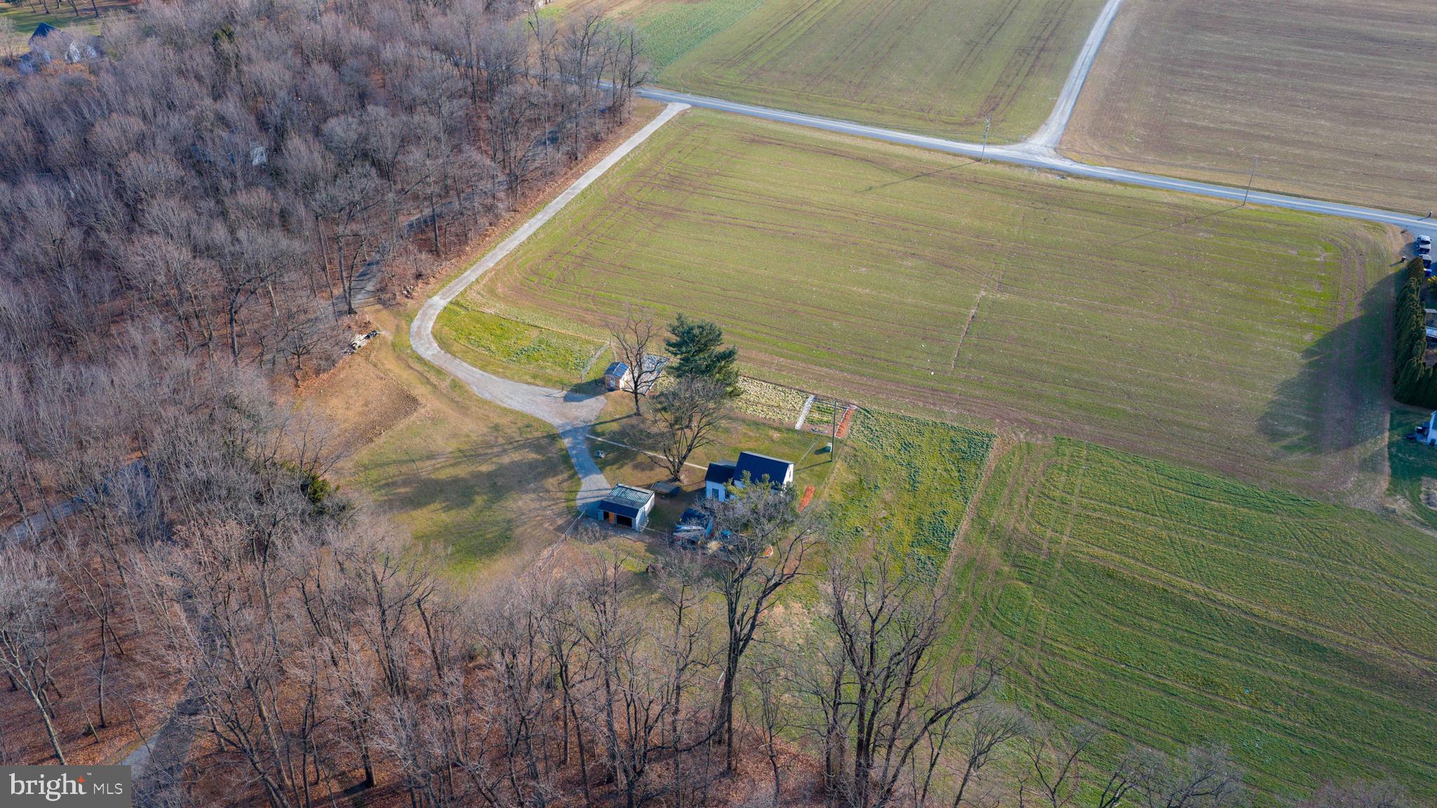 2856 Zink Road Manheim, PA 17545 - Photo 15 of 49